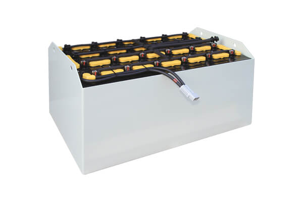 Traction batteries